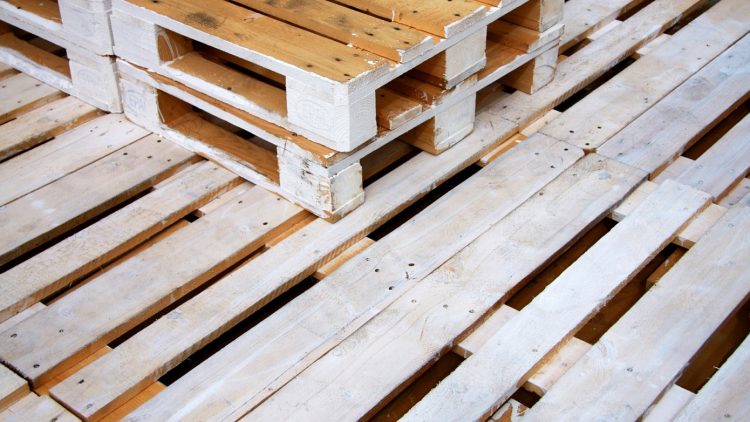 La palette en bois pour réaliser tout type de projets